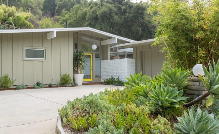 Front view of an Encino Edward Fickett Home.