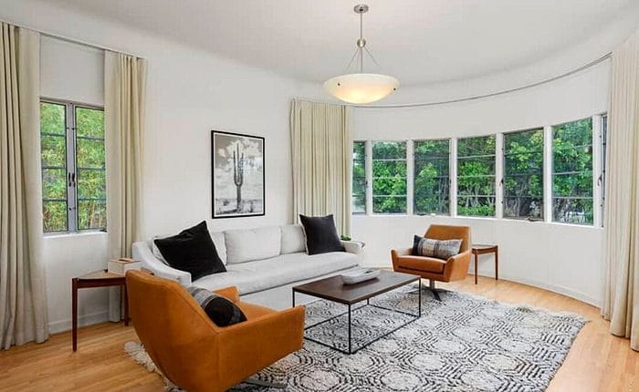 Sunset Strip Art Deco Streamline Moderne - living room with curve walls