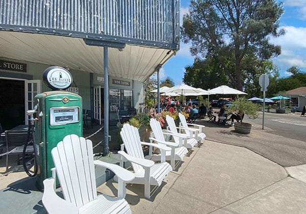 Downtown Los Olivos wine-tasting weekend
