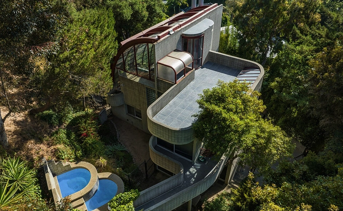 Rustic Canyon Architectural Home is Ray Kappe’s architectural wonder