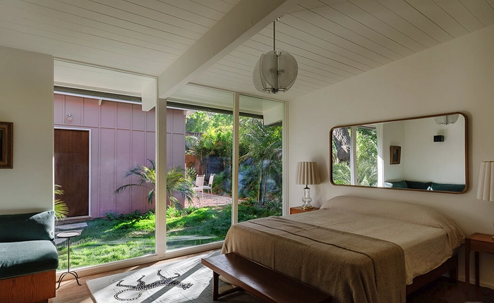 laurel-canyon-mid-century-house-4