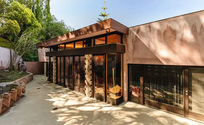 david-lynch-lloyd-wright-mid-century-house-4