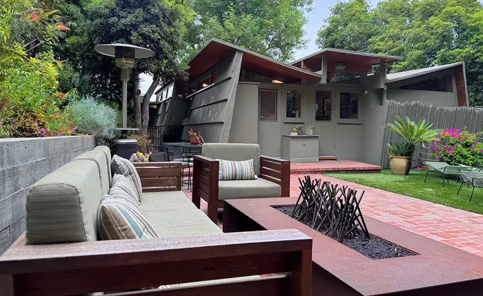rudolph-schindler-mid-century-hollywood-hills-house-13-jb