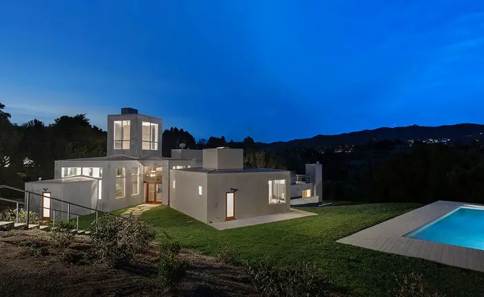frank-gehry-sirmai-peterson-house-16