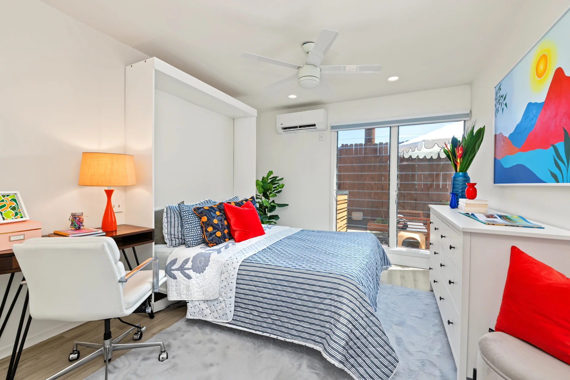 mid-century-edward-fickett-condo-13hi