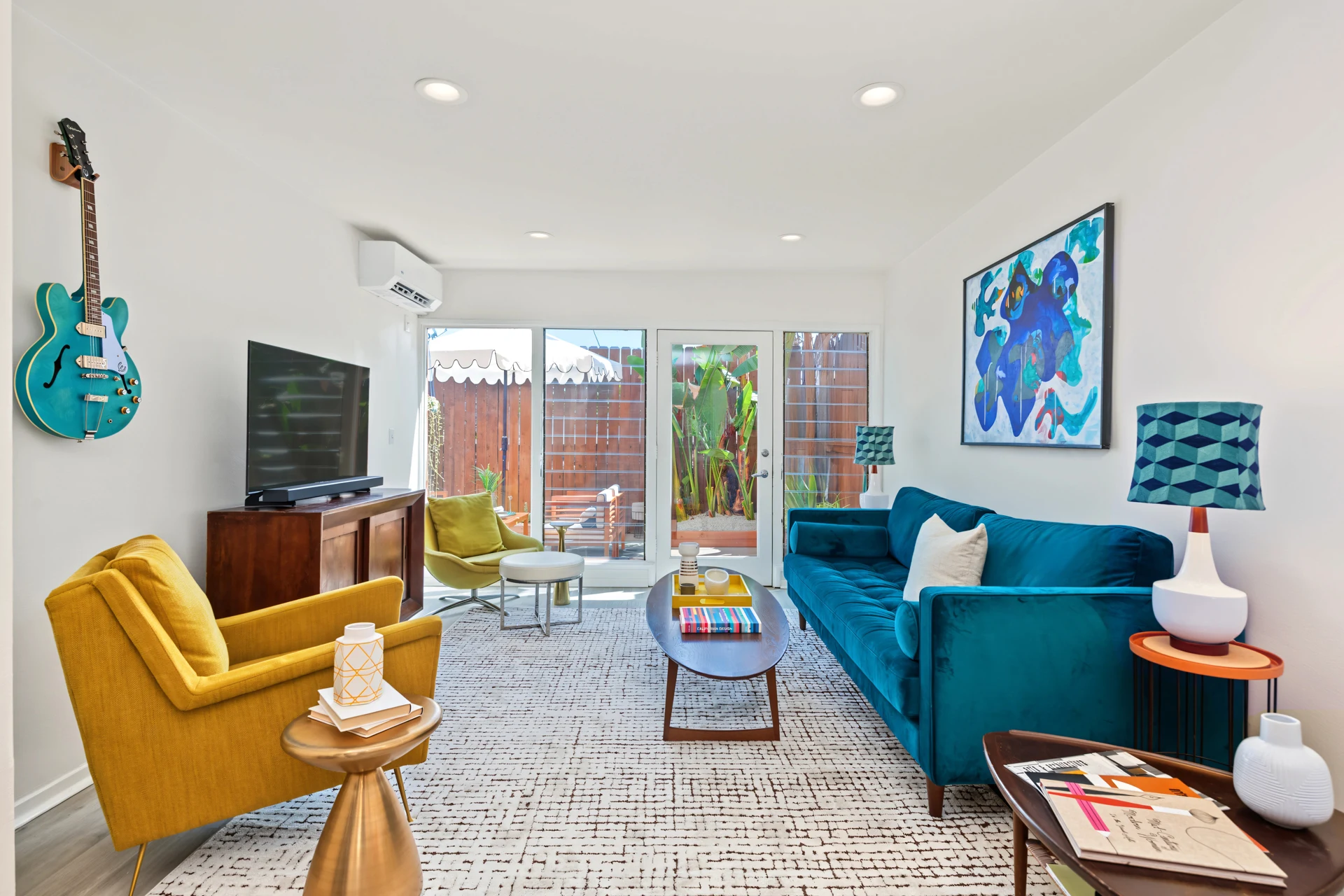 mid-century-edward-fickett-condo-7hi