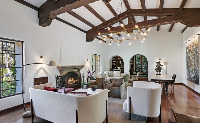 Colonial Revival Hancock Park Home - Living Room