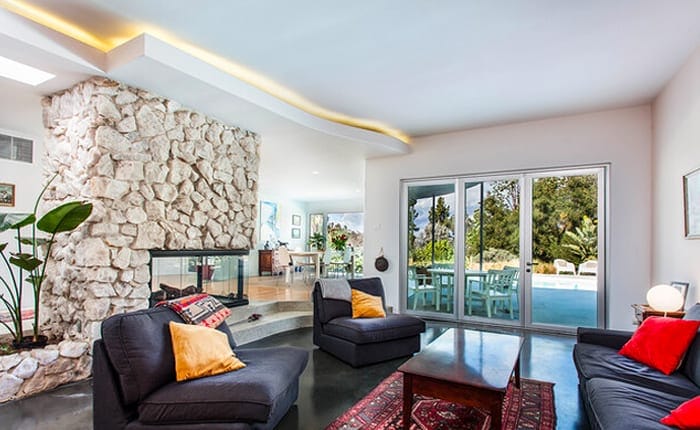 triking Mid Century Modern Home in Sherman Oaks